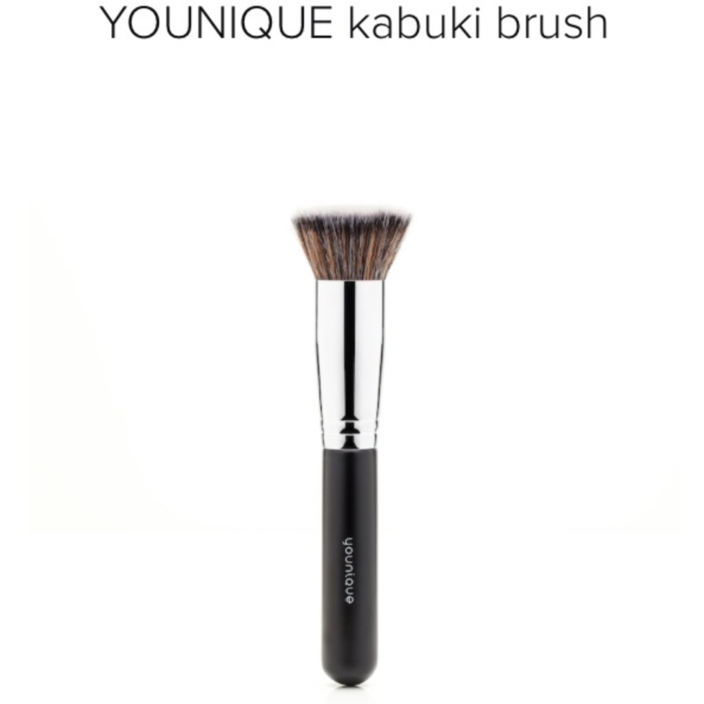 Younique Kabuki Brushes